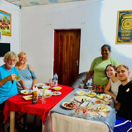 Sigiri Lakshan Home Stay Сігірія Екстер'єр фото